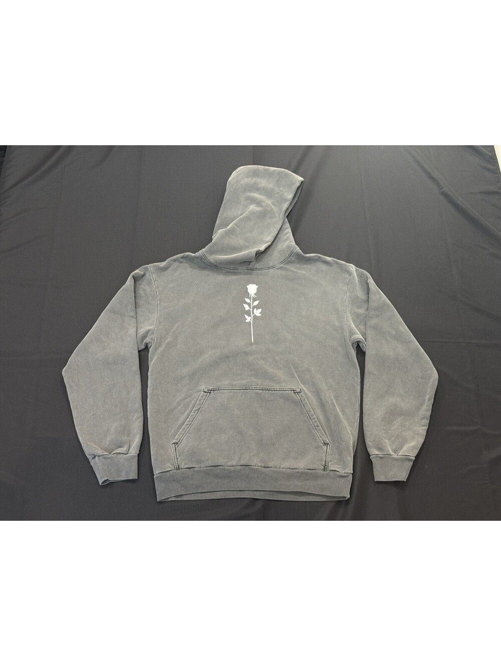 New With Tags La Familia Long Rose Steel Grey Hoodie Size Large